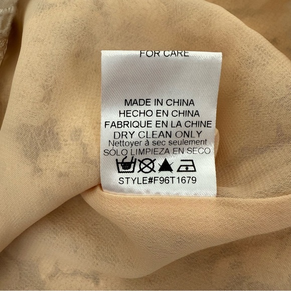 Women’s Adelyn Rae Floral Lace Short Sleeve Top Lined Size XS - Picture 14 of 16